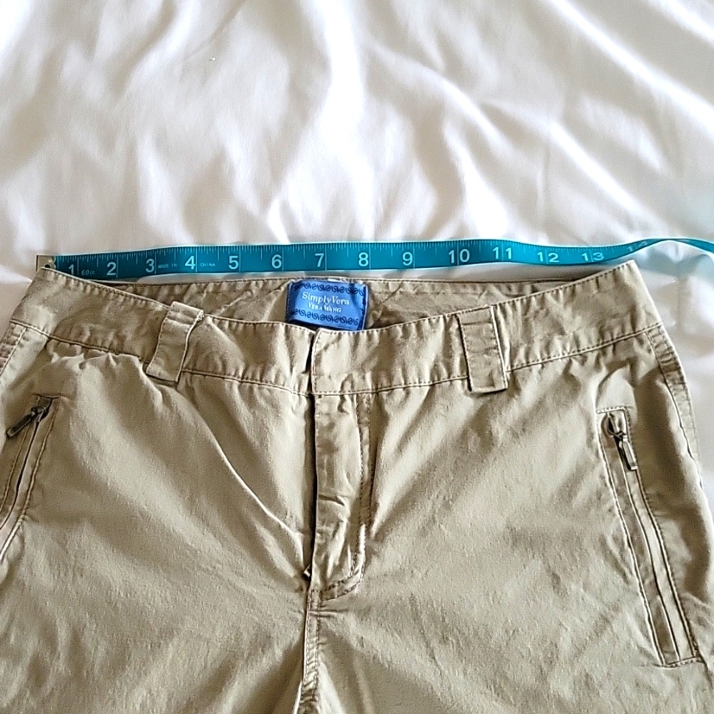 Simply Vera, Vera Wang pants size 4p with zipper pockets